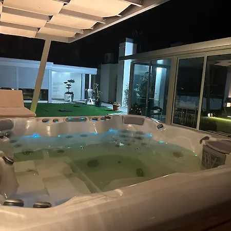Penthouse Com Jacuzzi * Coimbra