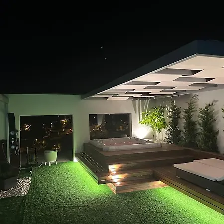 Apartment Penthouse Com Jacuzzi *